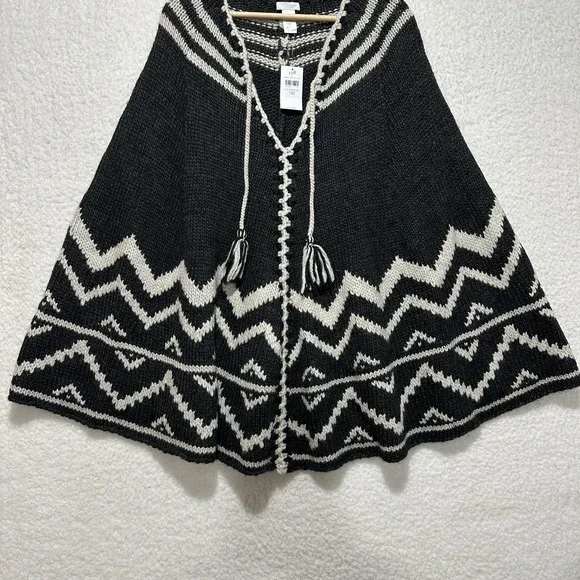 J. Jill Black & White Knit Poncho V-neck w/ Tassel Ties & Geometric Patterns NWT - Picture 6 of 11